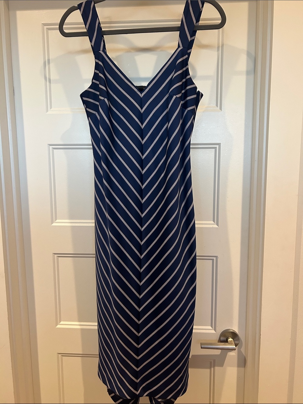 Banana Republic Navy and White Chevron Midi Dress